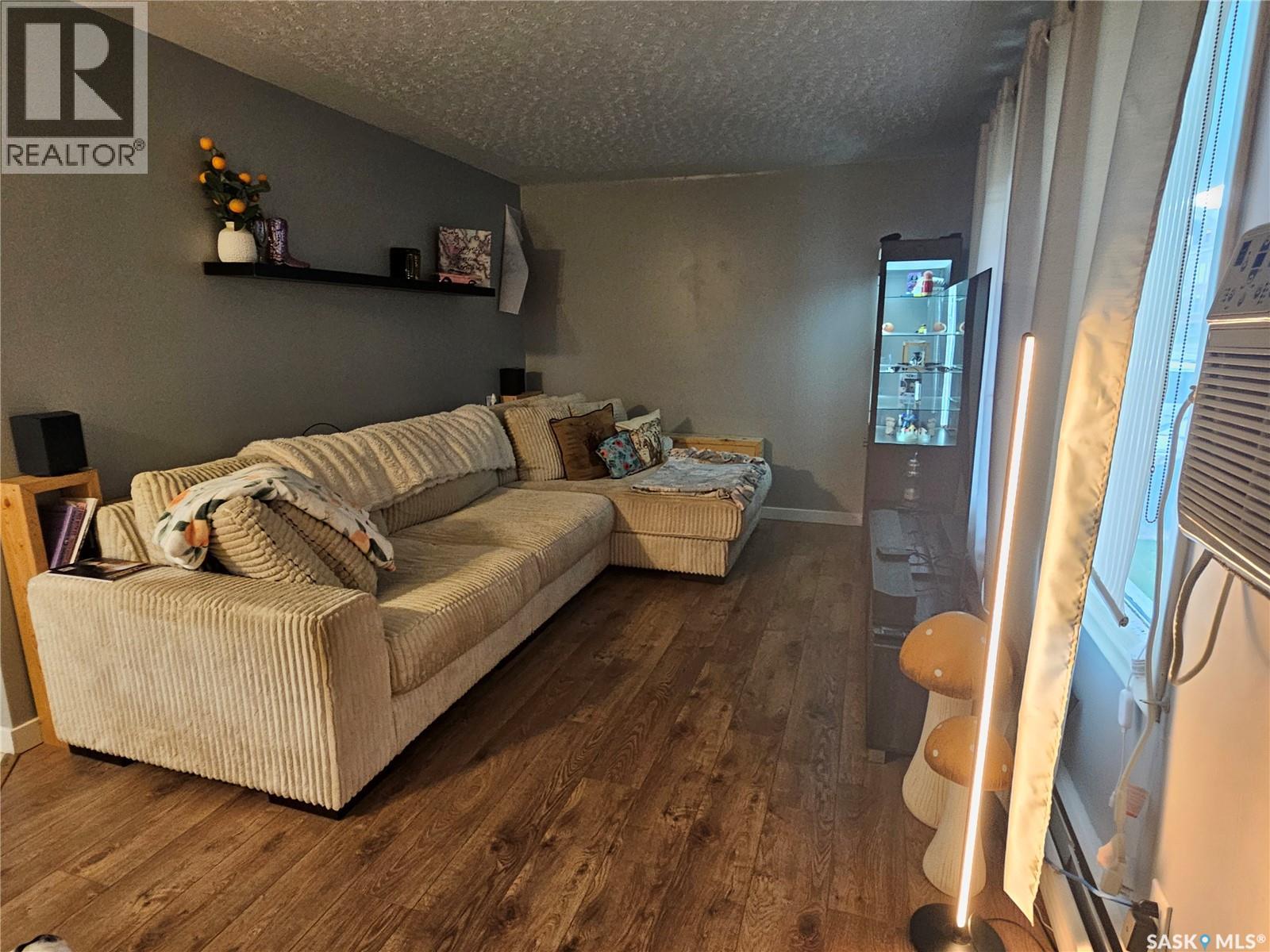 1290 Wolfe AVENUE - photo 3
