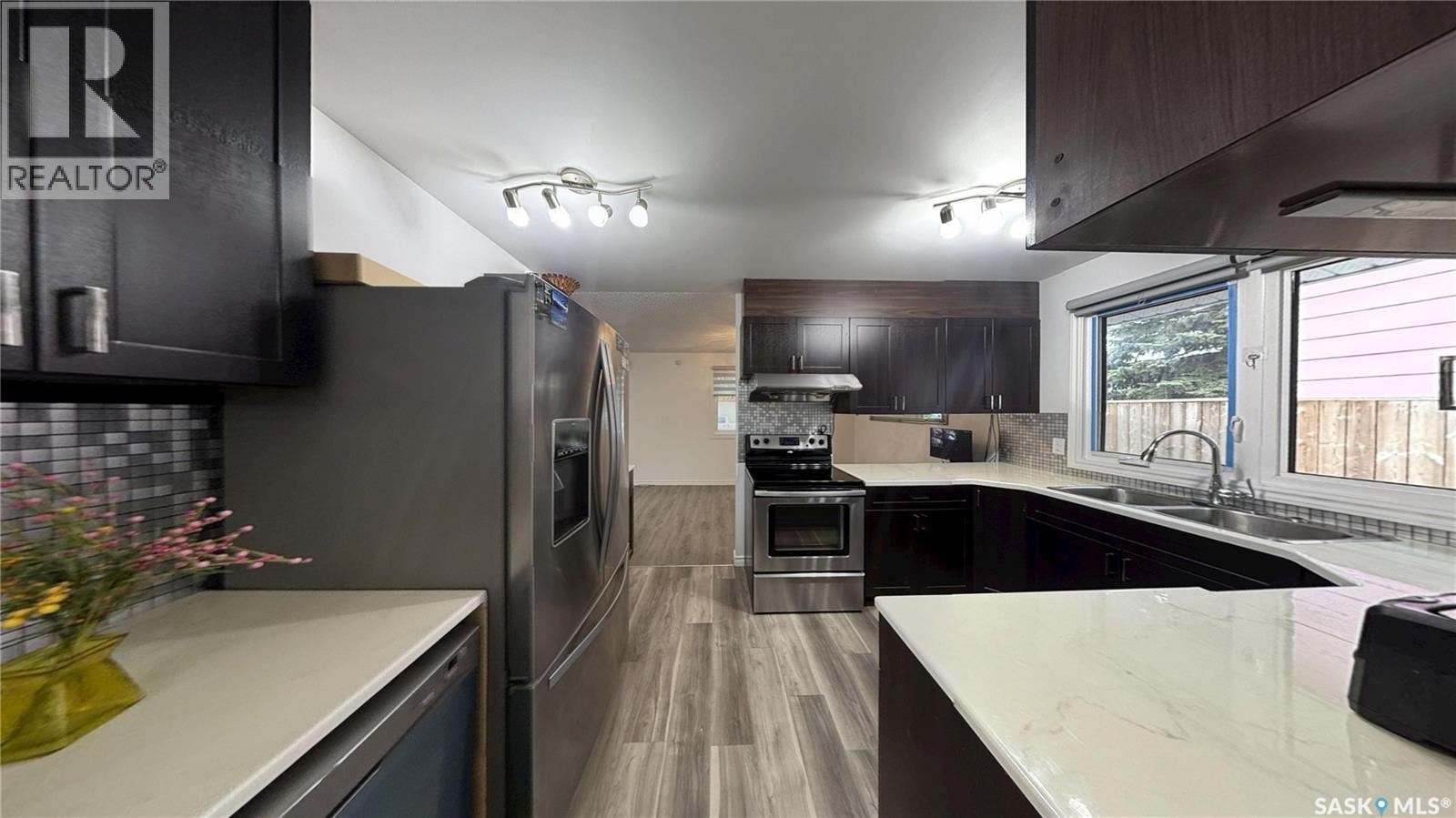 2 McDougall CRESCENT — photo 10