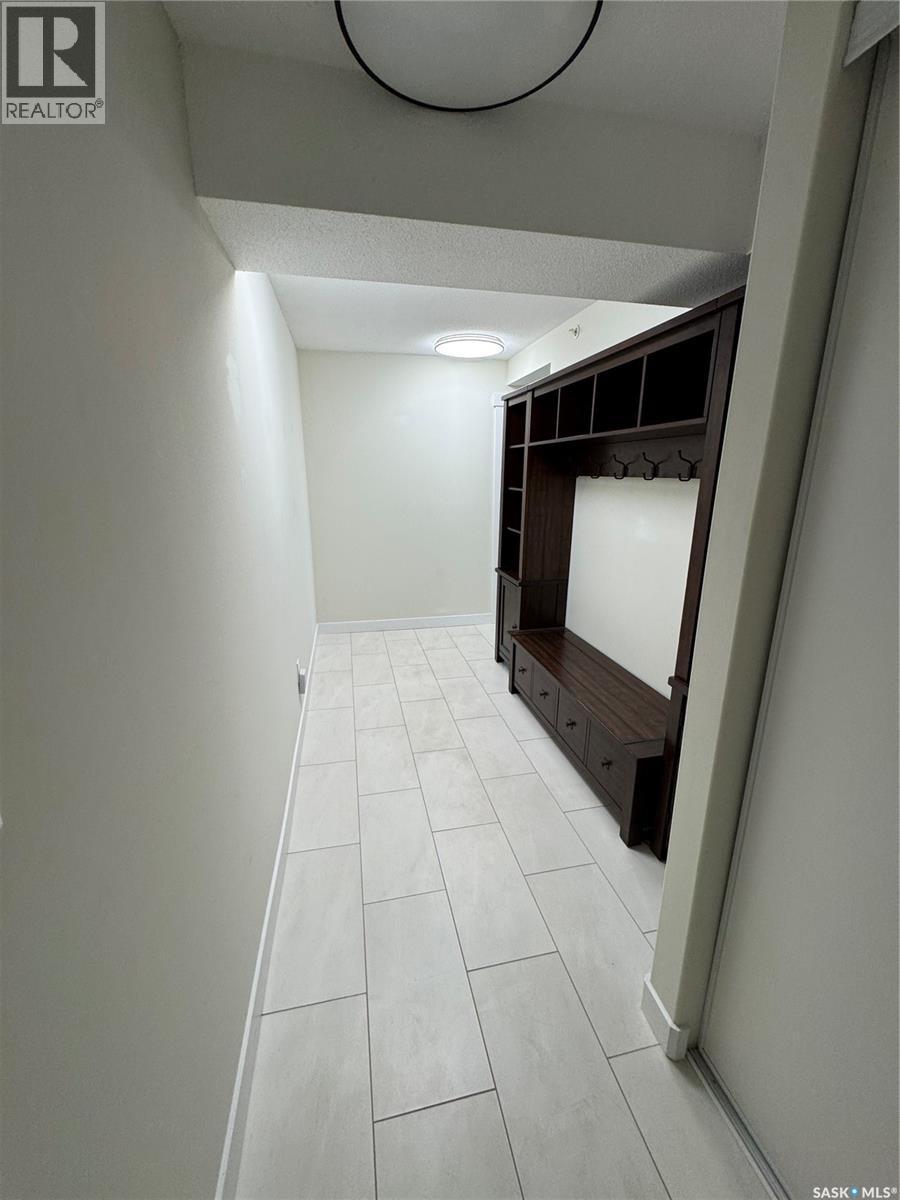 #304 1601 1st STREET - 2
