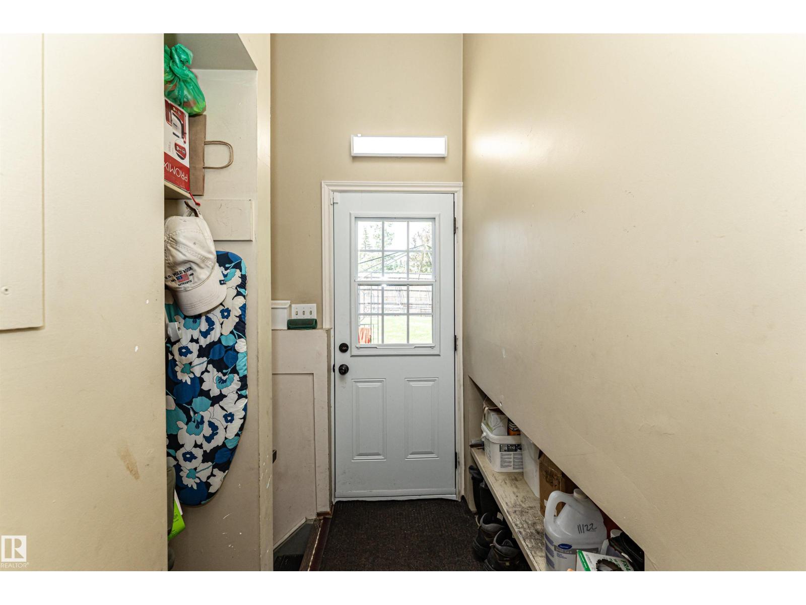 36 GREENWOOD WY - 31
