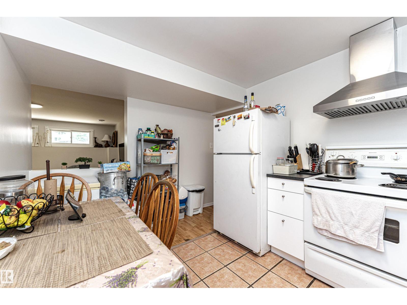 36 GREENWOOD WY — photo 39