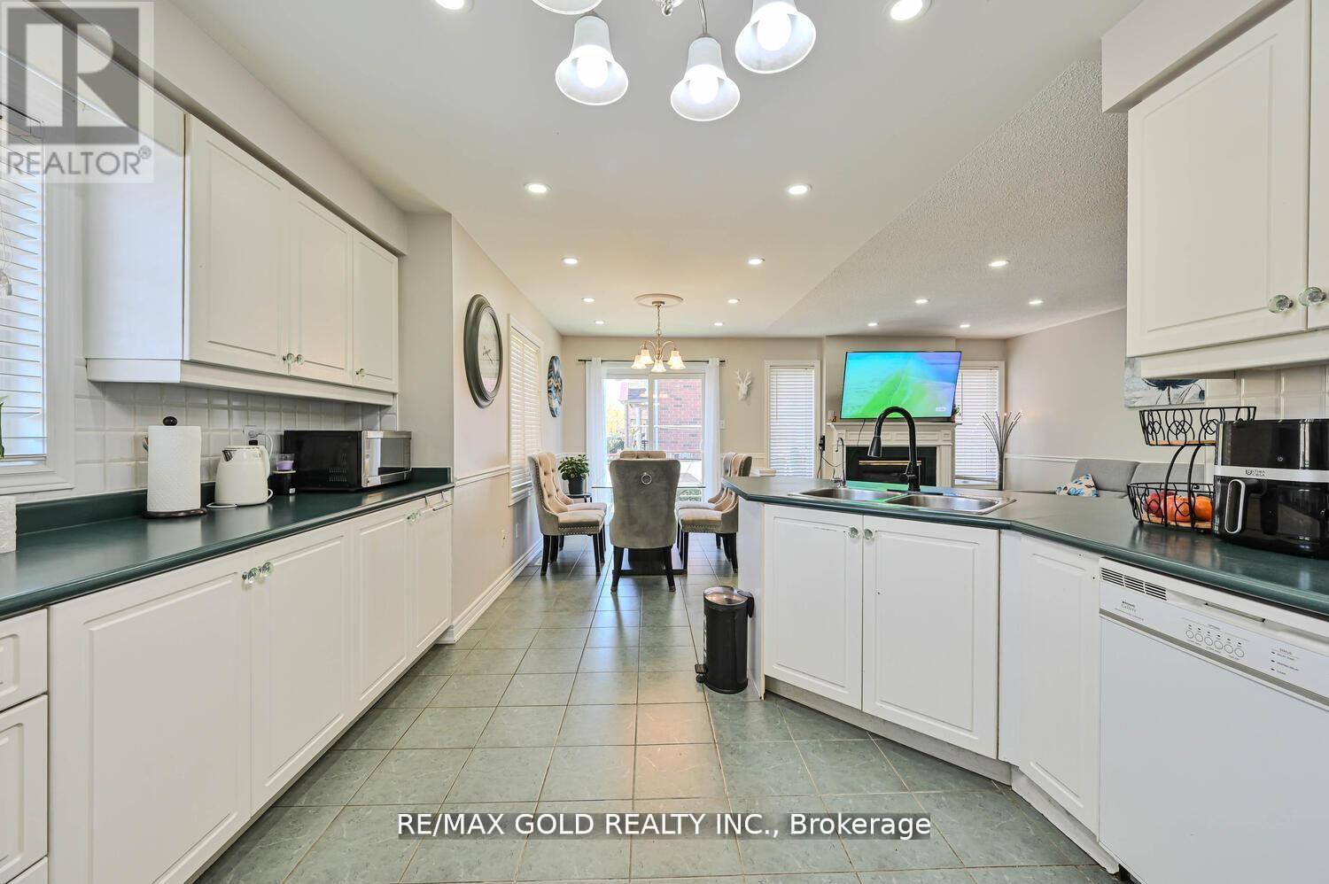 156 BARLEYFIELD ROAD - 15