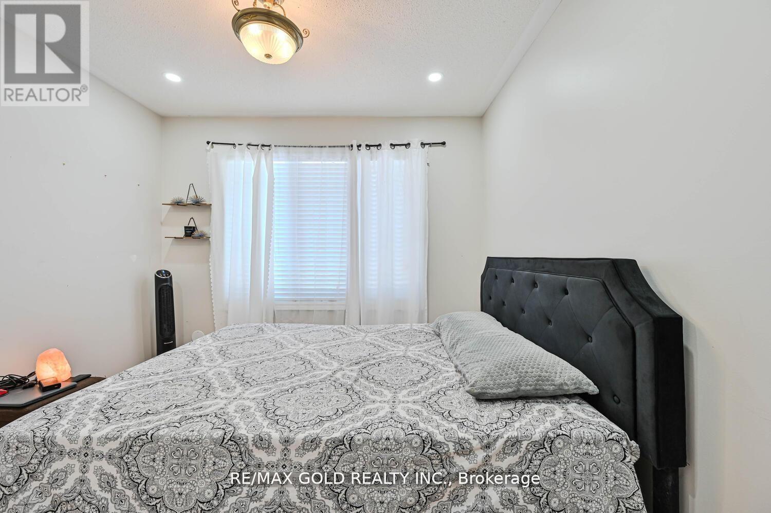 156 BARLEYFIELD ROAD - 21