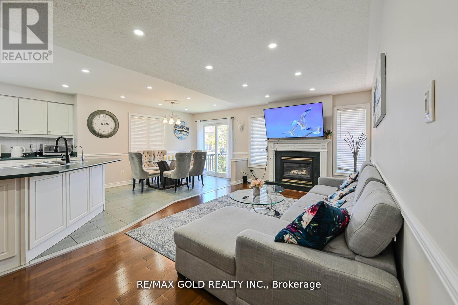 156 BARLEYFIELD ROAD - 6