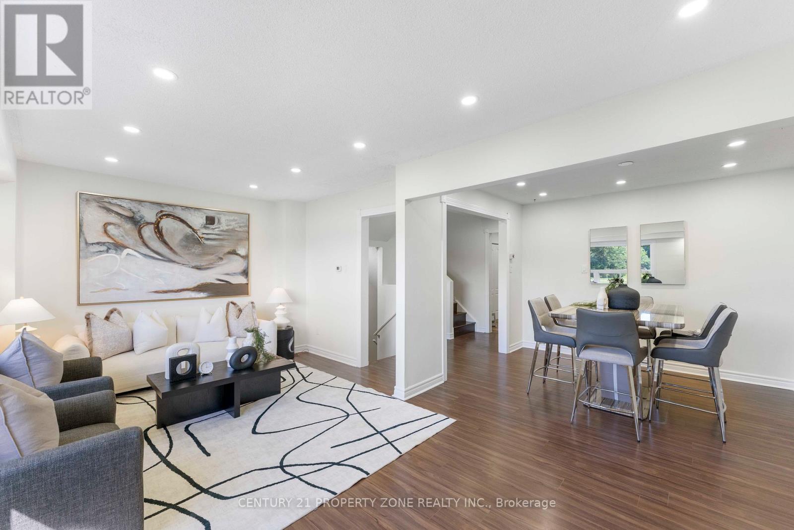 35 ASHTON CRESCENT - 14