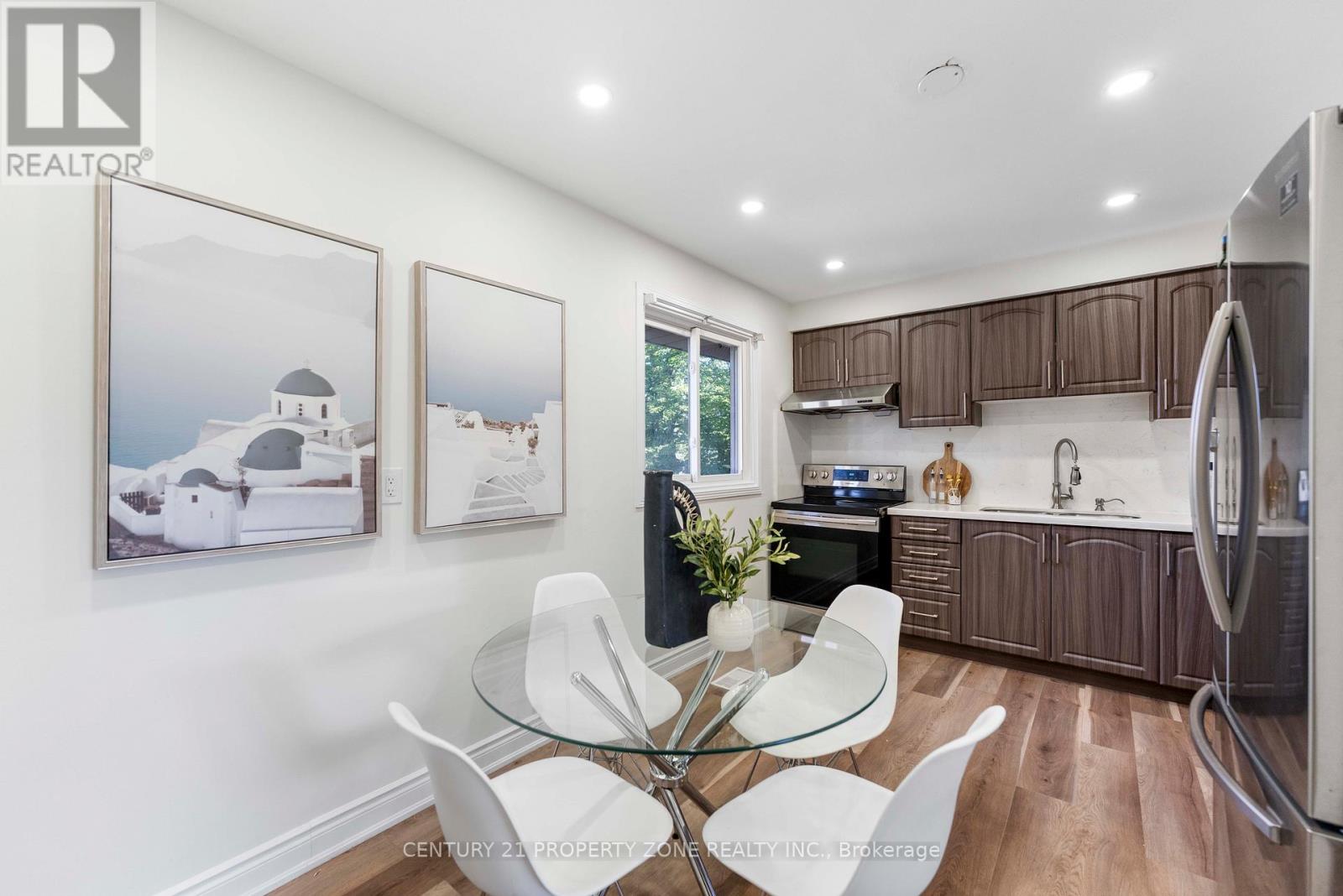 35 ASHTON CRESCENT - 17
