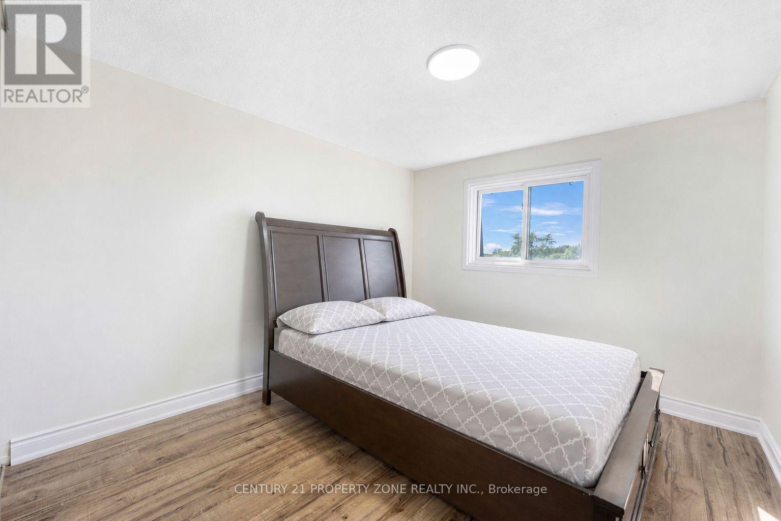 35 ASHTON CRESCENT - 29