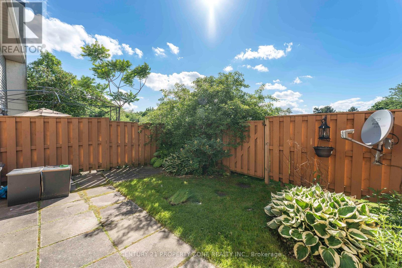 35 ASHTON CRESCENT - 36