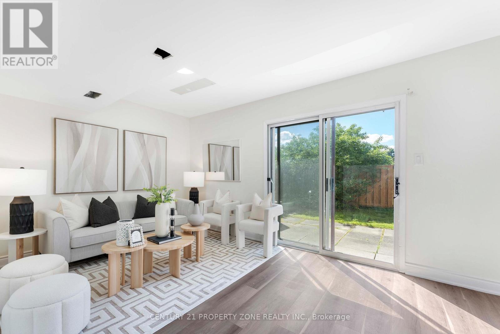 35 ASHTON CRESCENT - 6