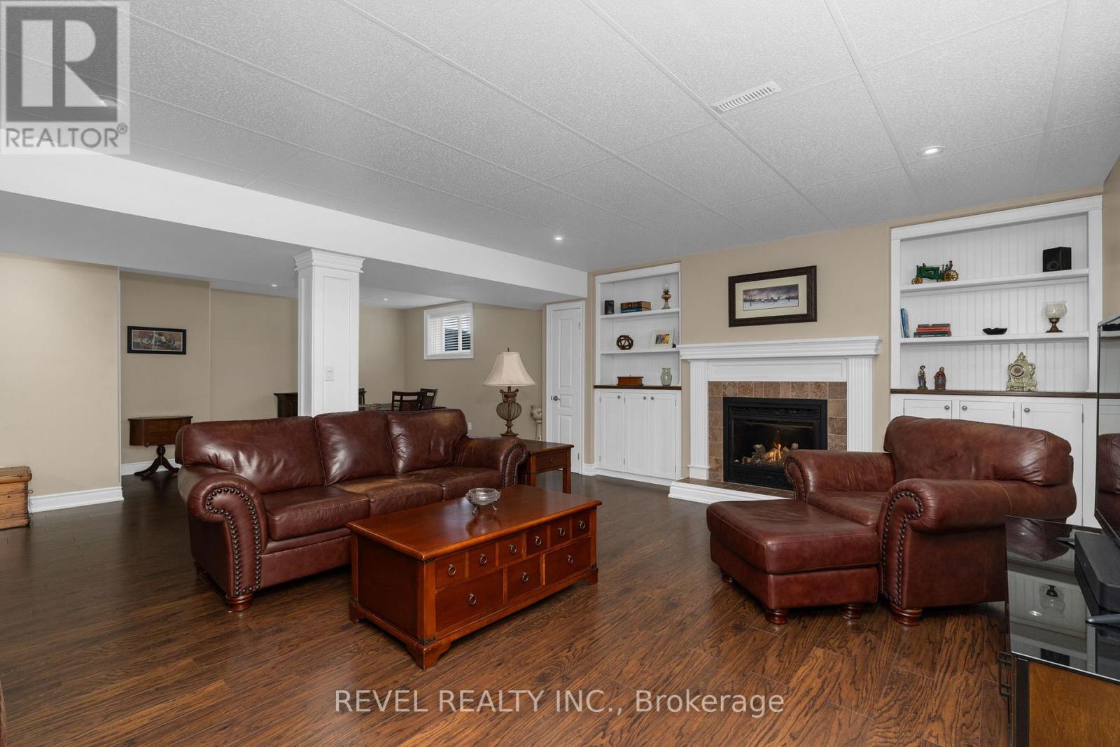 1962 ELANA DRIVE - 30