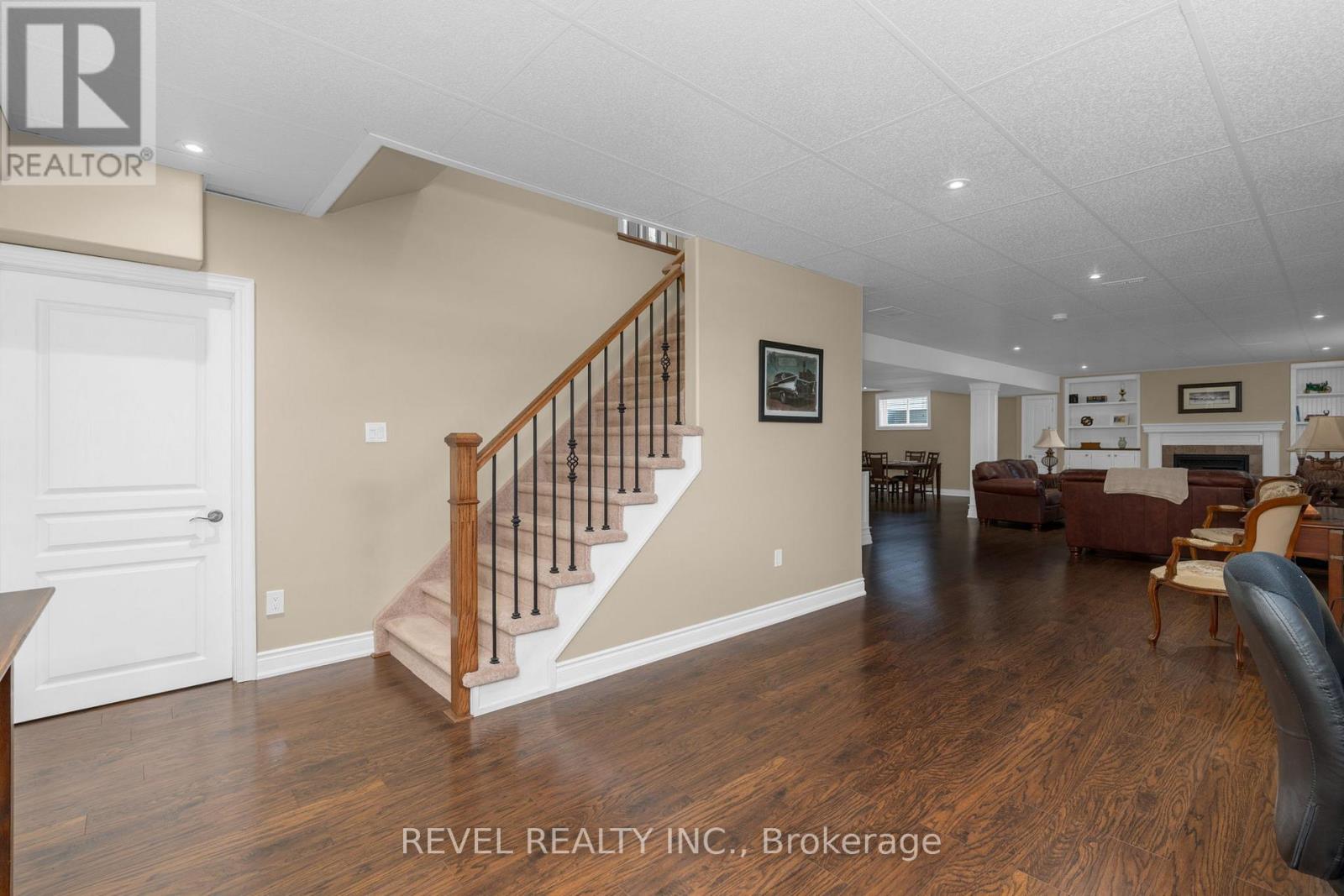 1962 ELANA DRIVE - 28