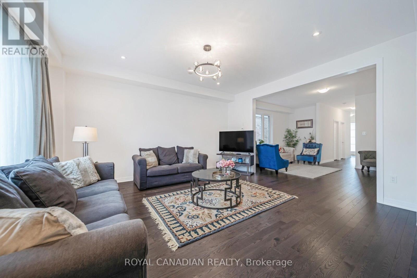 87 SOULES SQUARE - 15