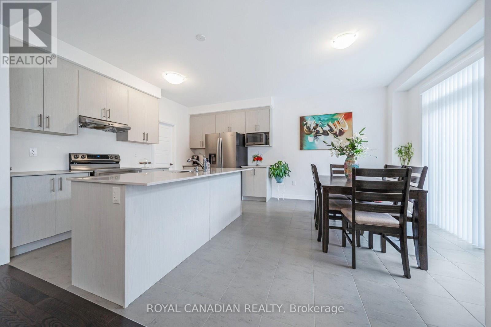 87 SOULES SQUARE - 19