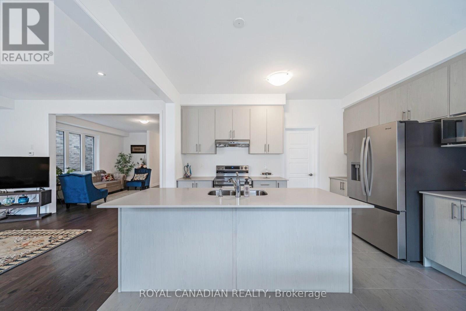 87 SOULES SQUARE - 21