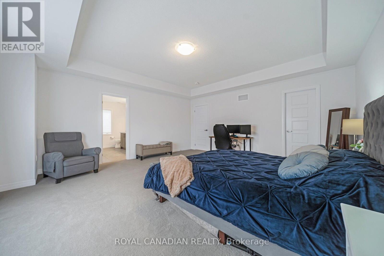 87 SOULES SQUARE - 36