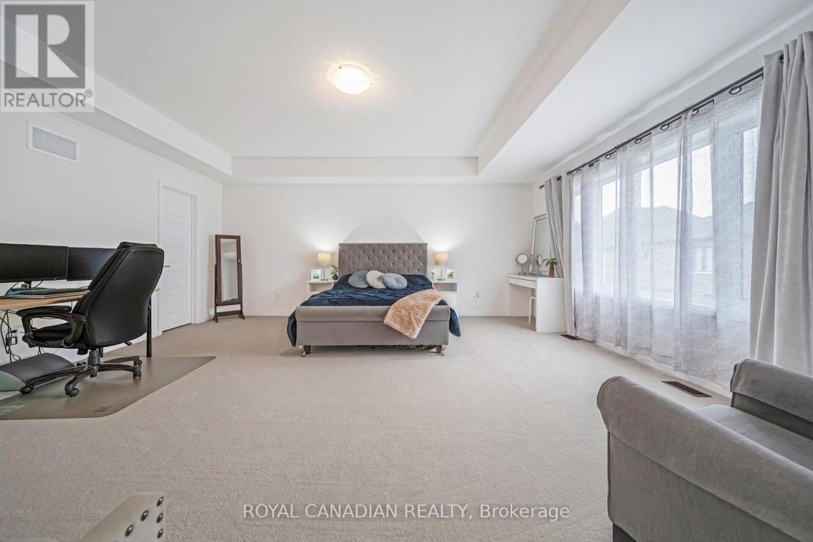 87 SOULES SQUARE - 39
