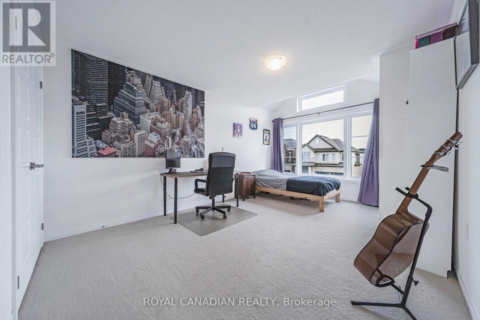 87 SOULES SQUARE - 42