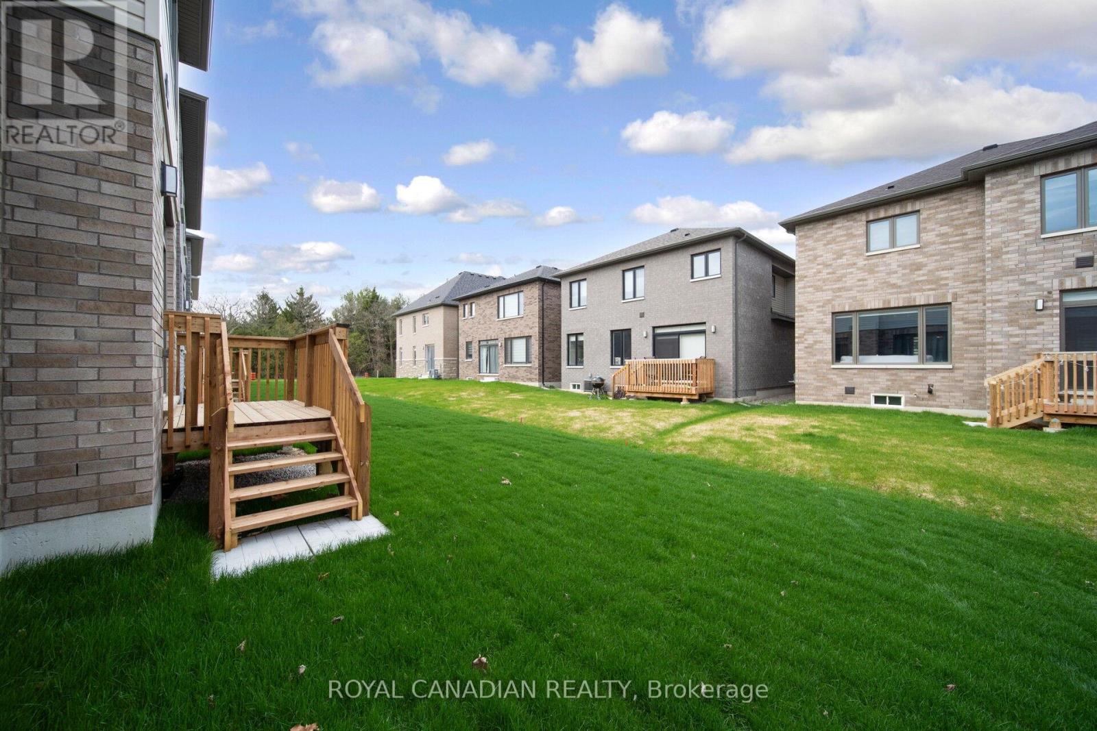 87 SOULES SQUARE - 45