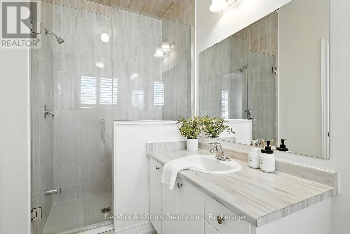 89 FORESTLANE WAY - 22