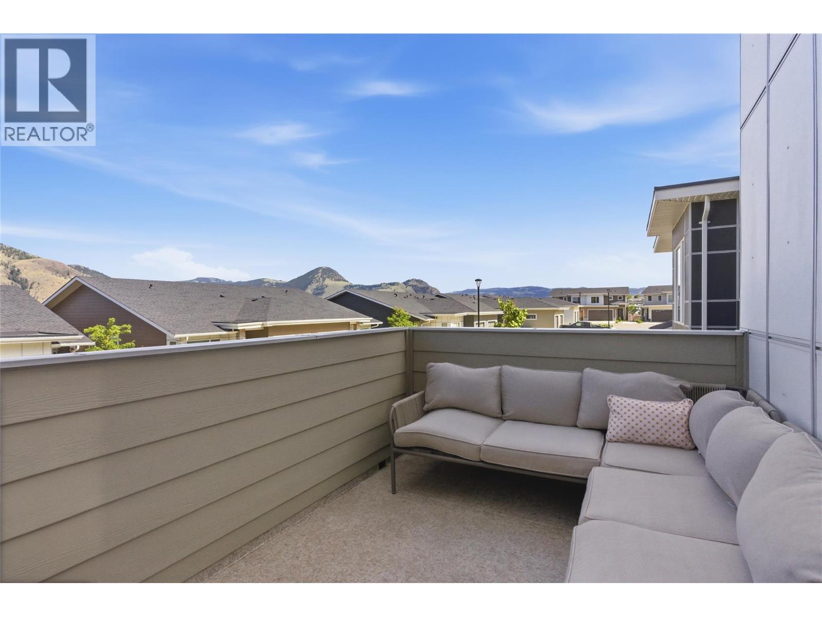 #105 2045 STAGECOACH Drive - 7
