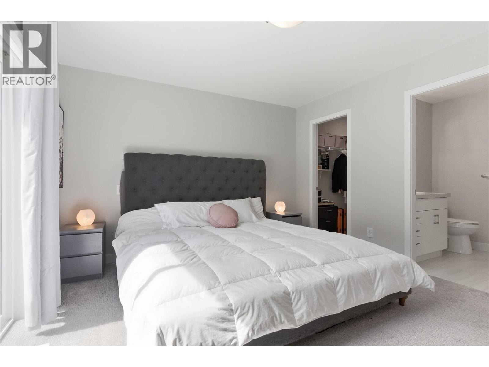 #105 2045 STAGECOACH Drive - 6