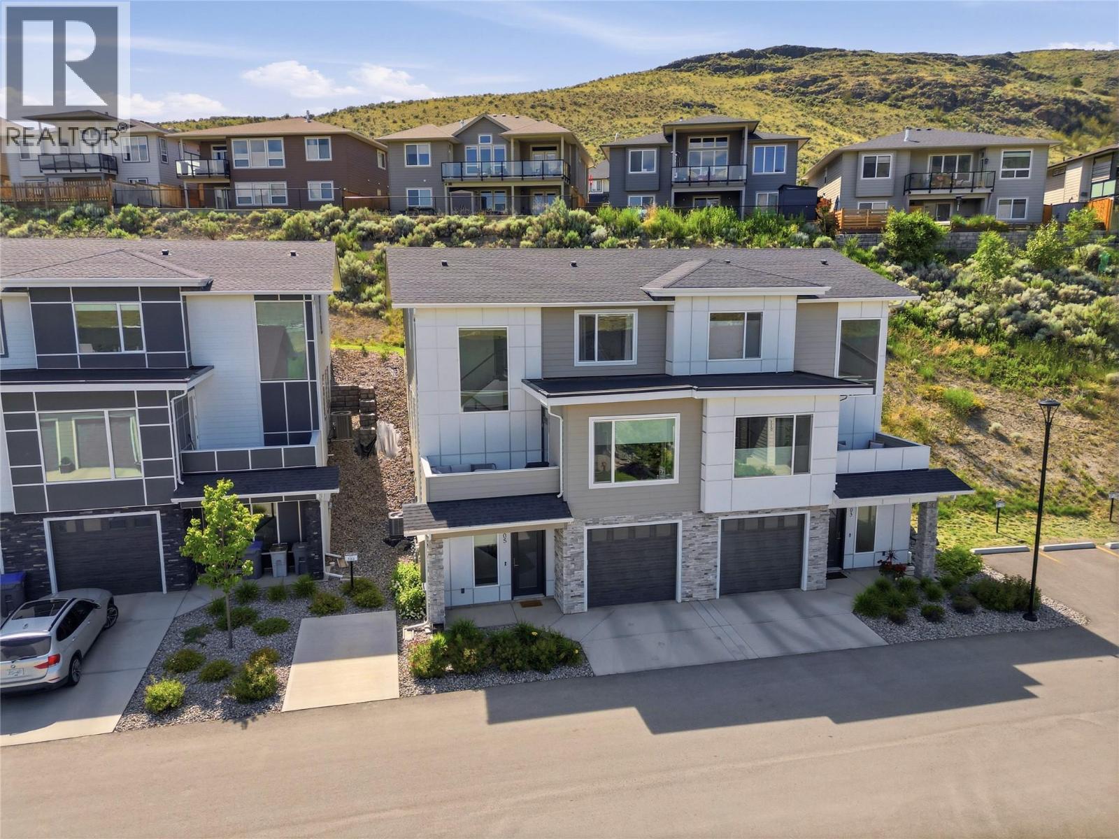 #105 2045 STAGECOACH Drive - 1