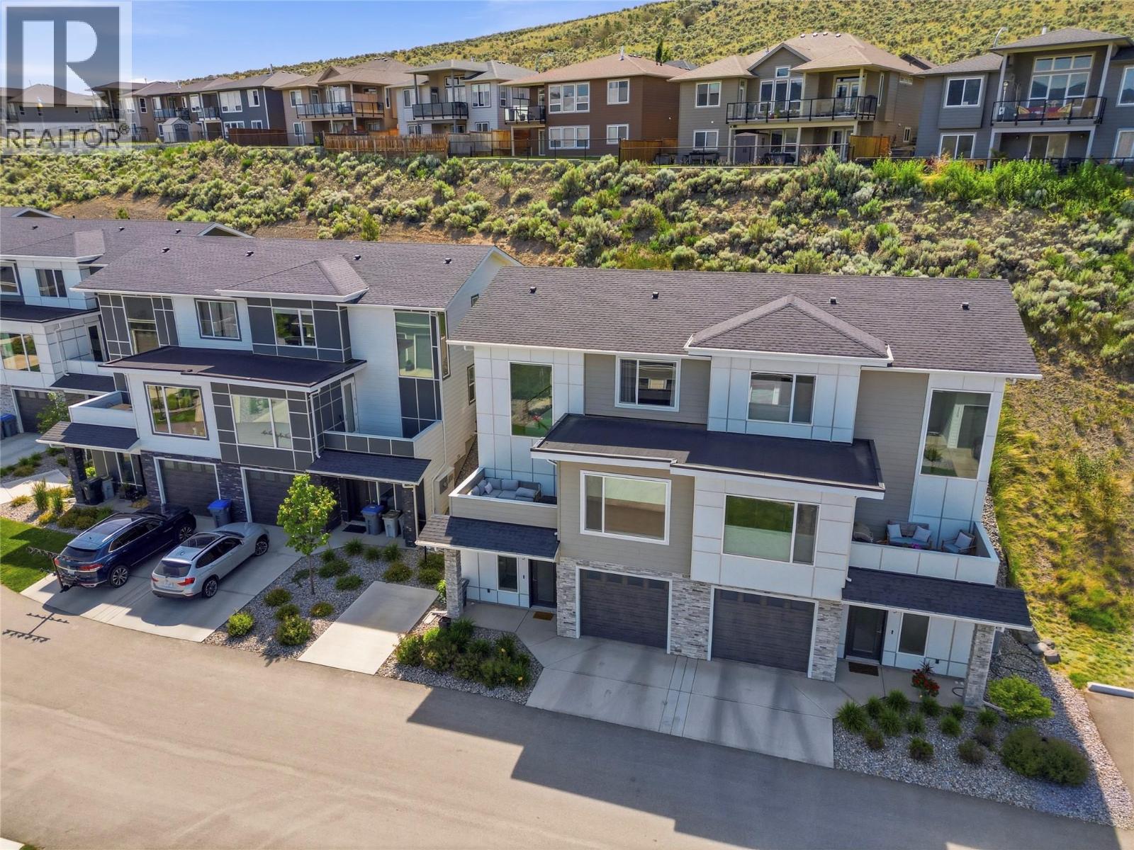 #105 2045 STAGECOACH Drive - 31