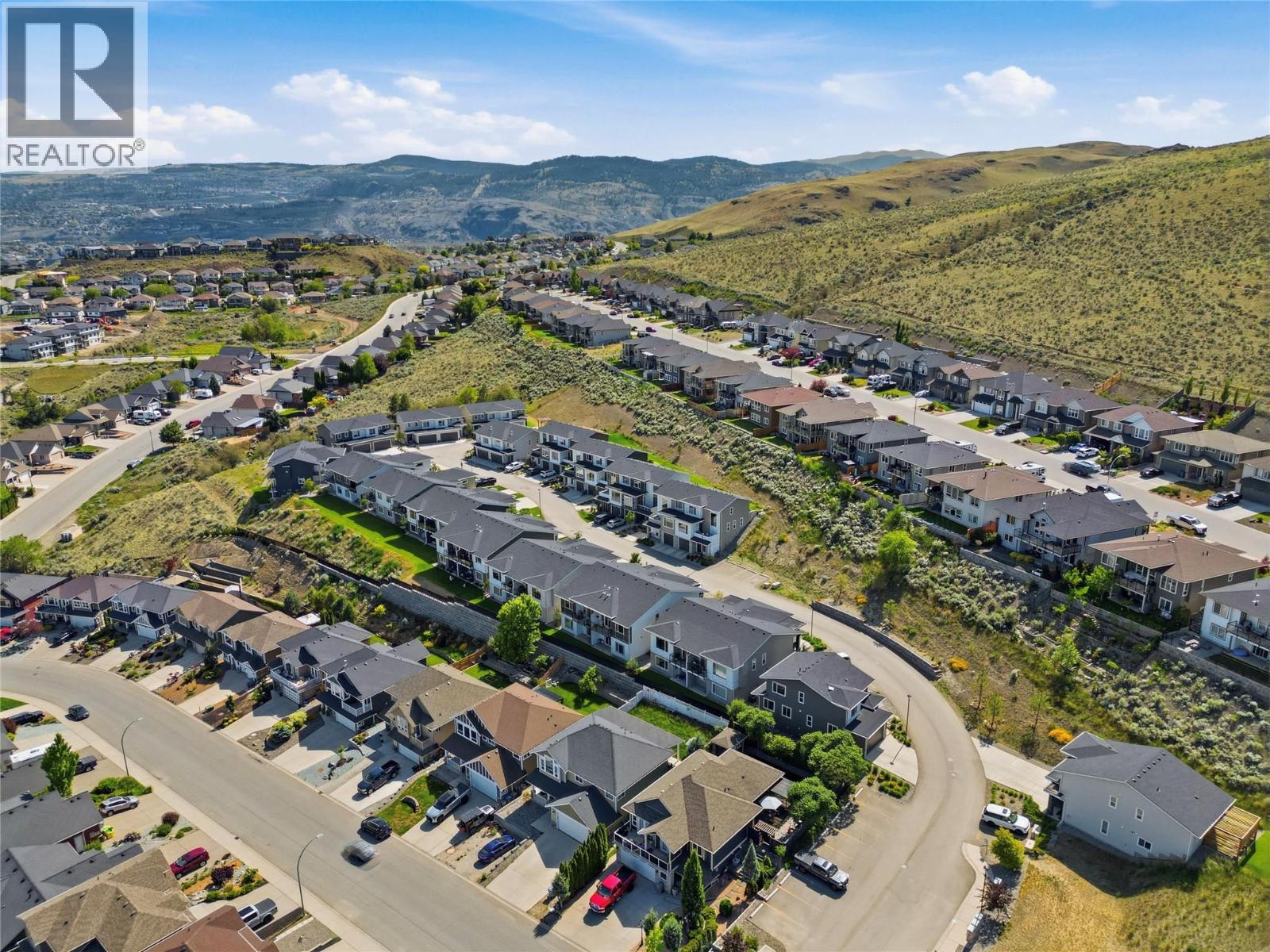 #105 2045 STAGECOACH Drive - 35