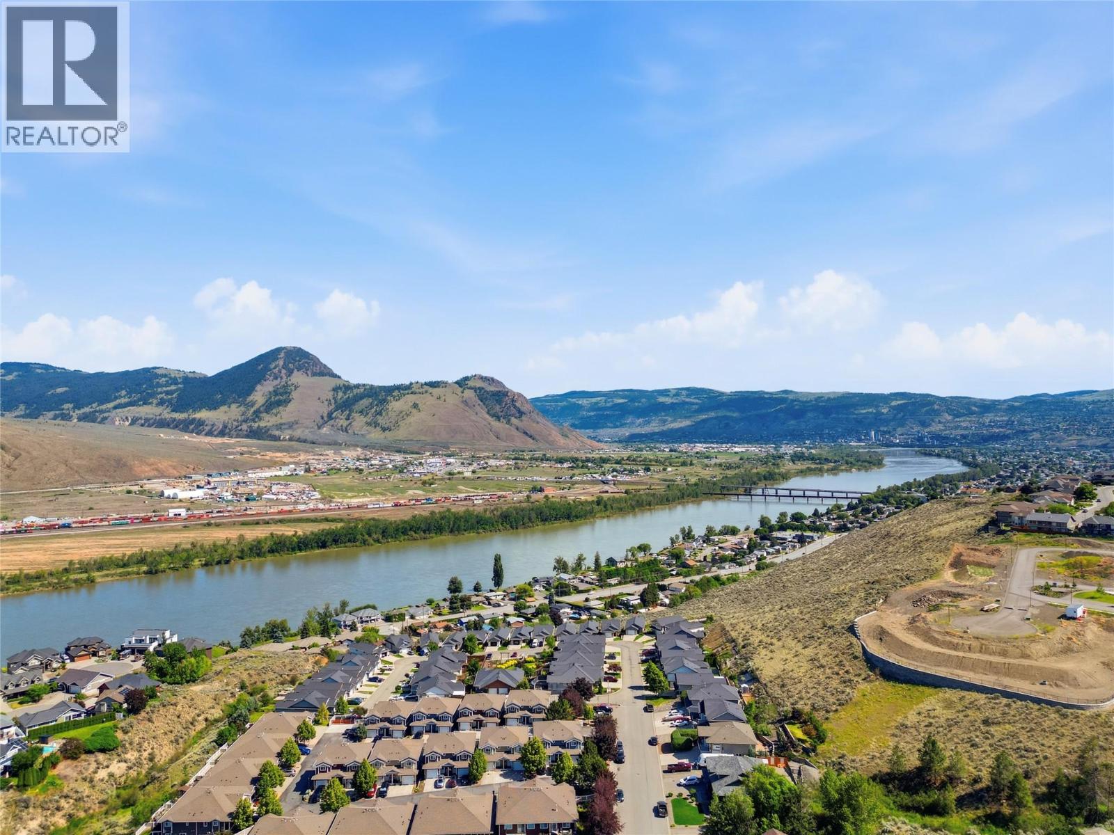 #105 2045 STAGECOACH Drive - 37