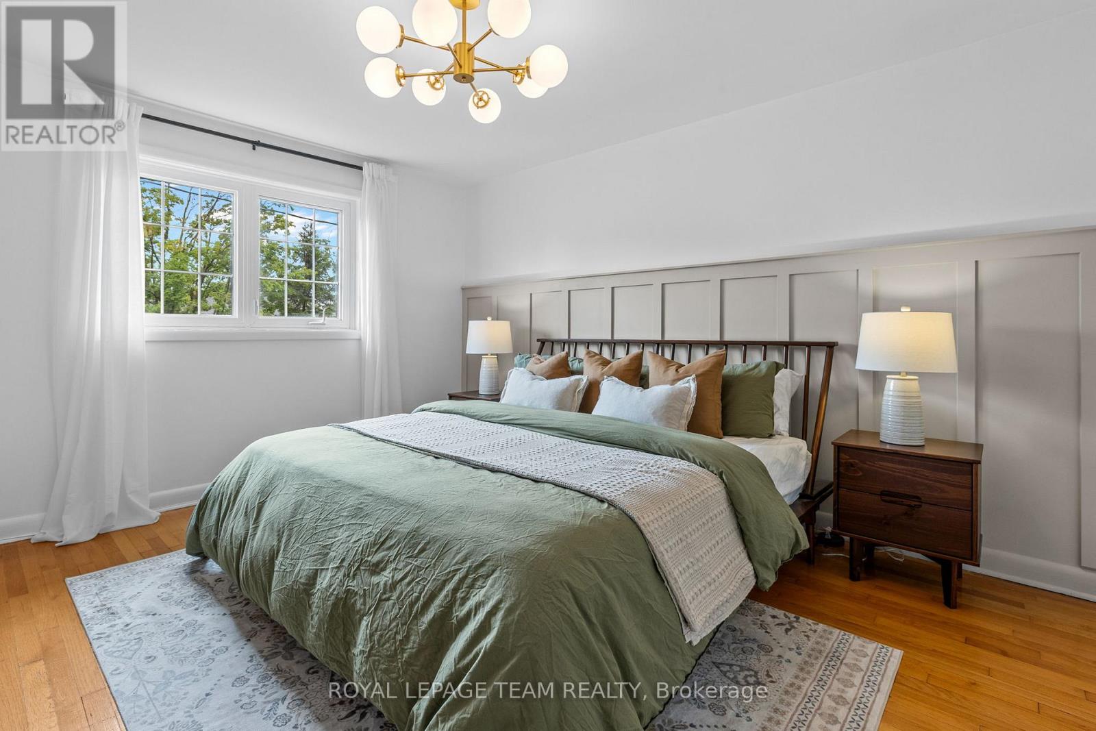 3 Bed, 2 Bath House for Sale in Ottawa – 1215 EMPEROR AVENUE, Ottawa – MLS# X13469204 - Image 16