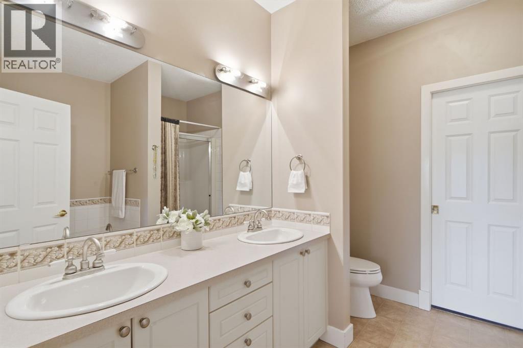 25 Ravine Drive — photo 24