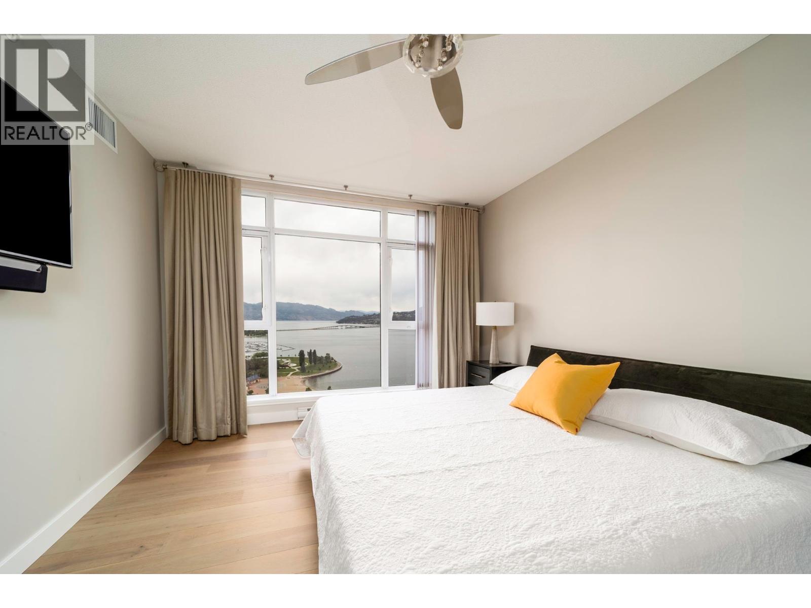 #2603 1075 Sunset Drive - 35
