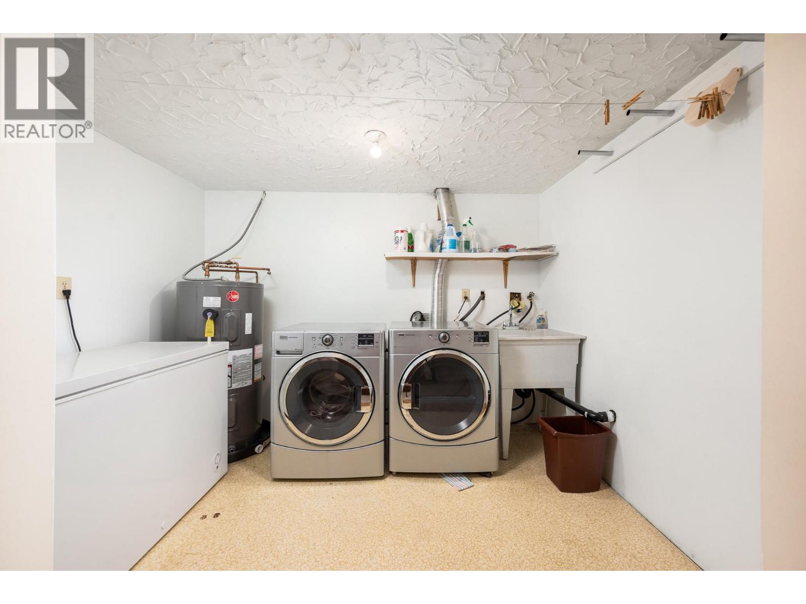 211 Larsen Avenue - 18