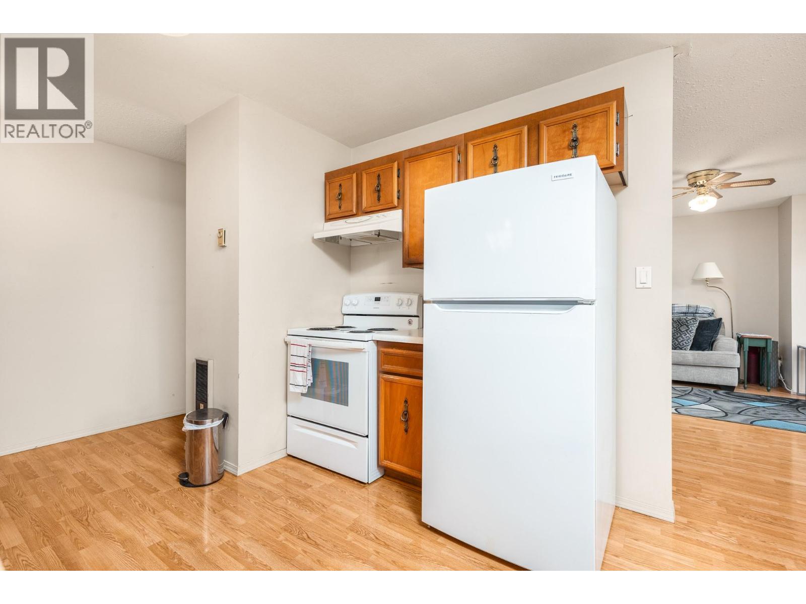 211 Larsen Avenue - 11