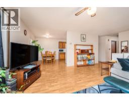 Sunroom - 211 Larsen Avenue, Enderby, BC V4Y4A8 Photo 8