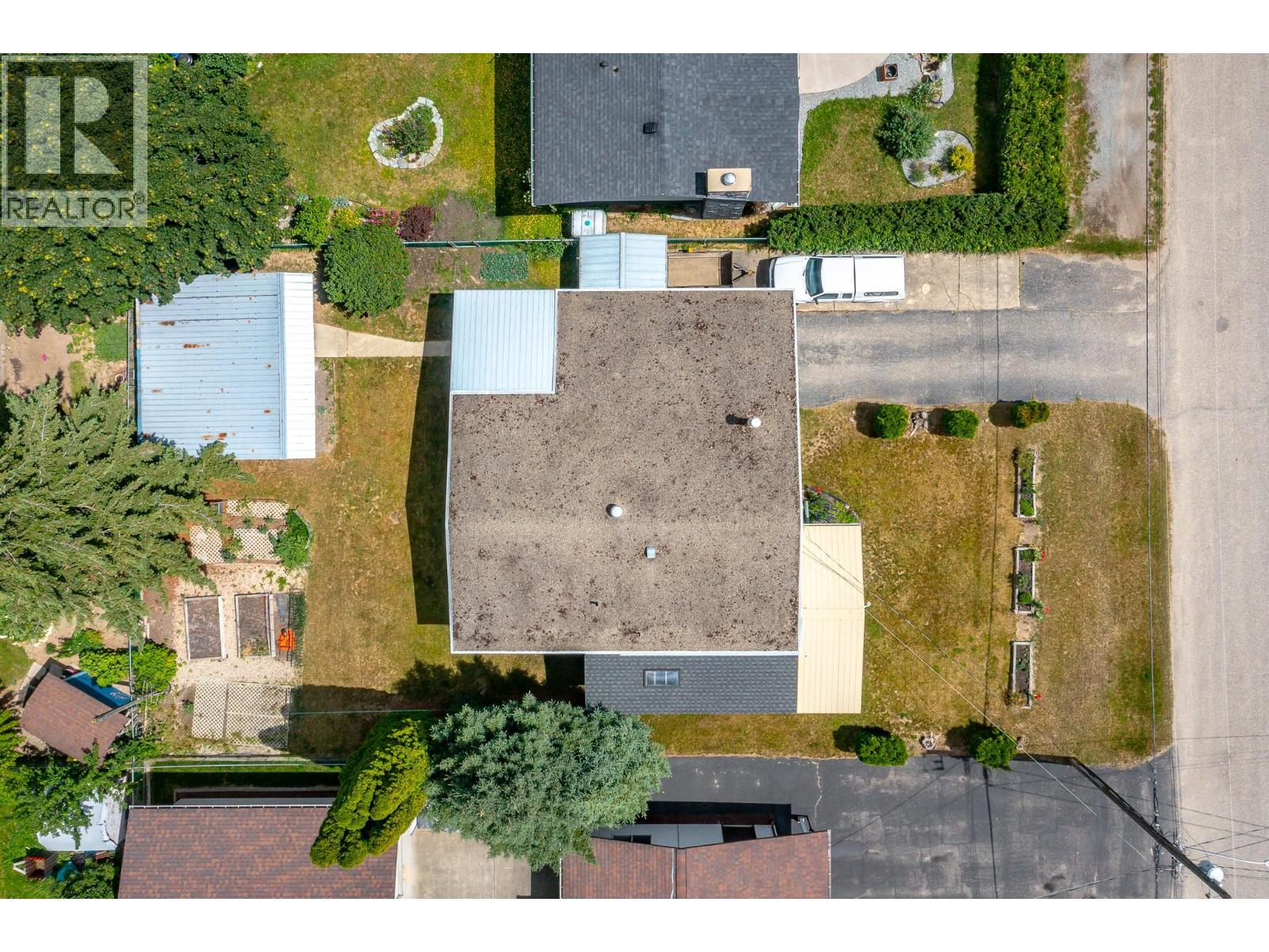 211 Larsen Avenue - 43