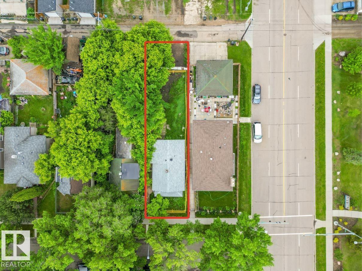 11944 68 ST NW - 15