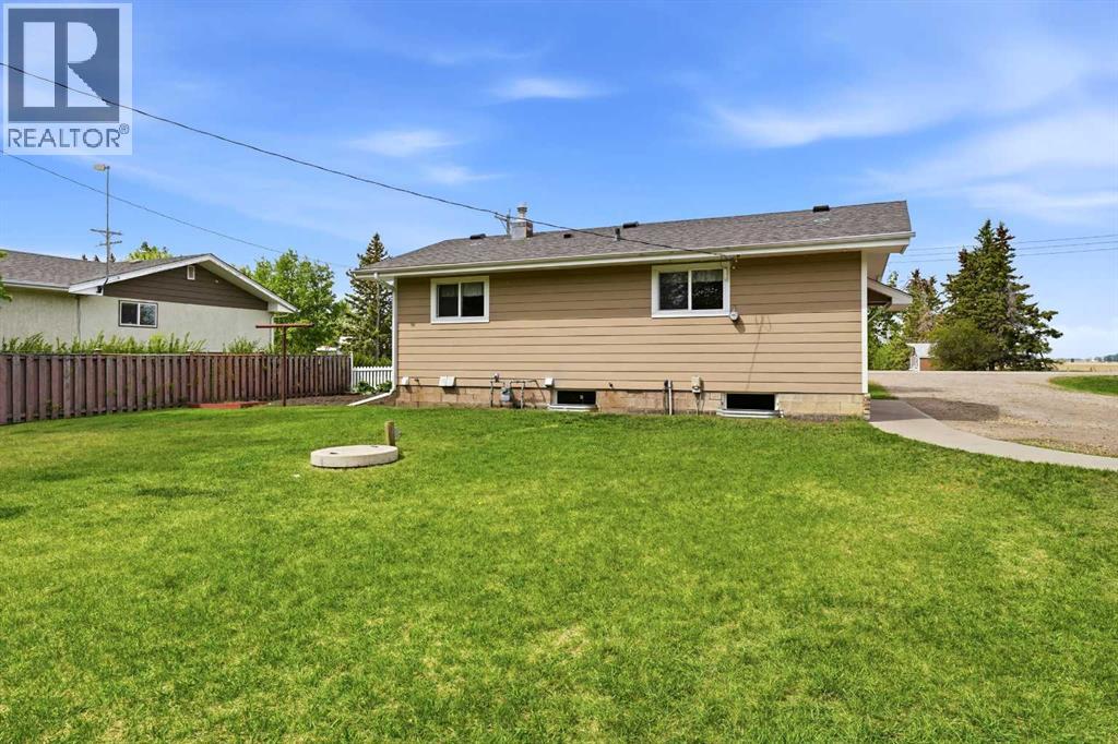 223 20 Street — photo 8