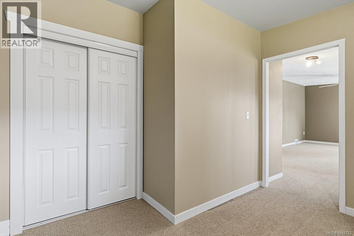3812 King Arthur Dr - 18