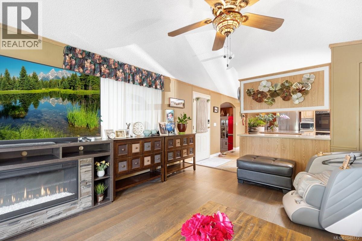 3812 King Arthur Dr - 22