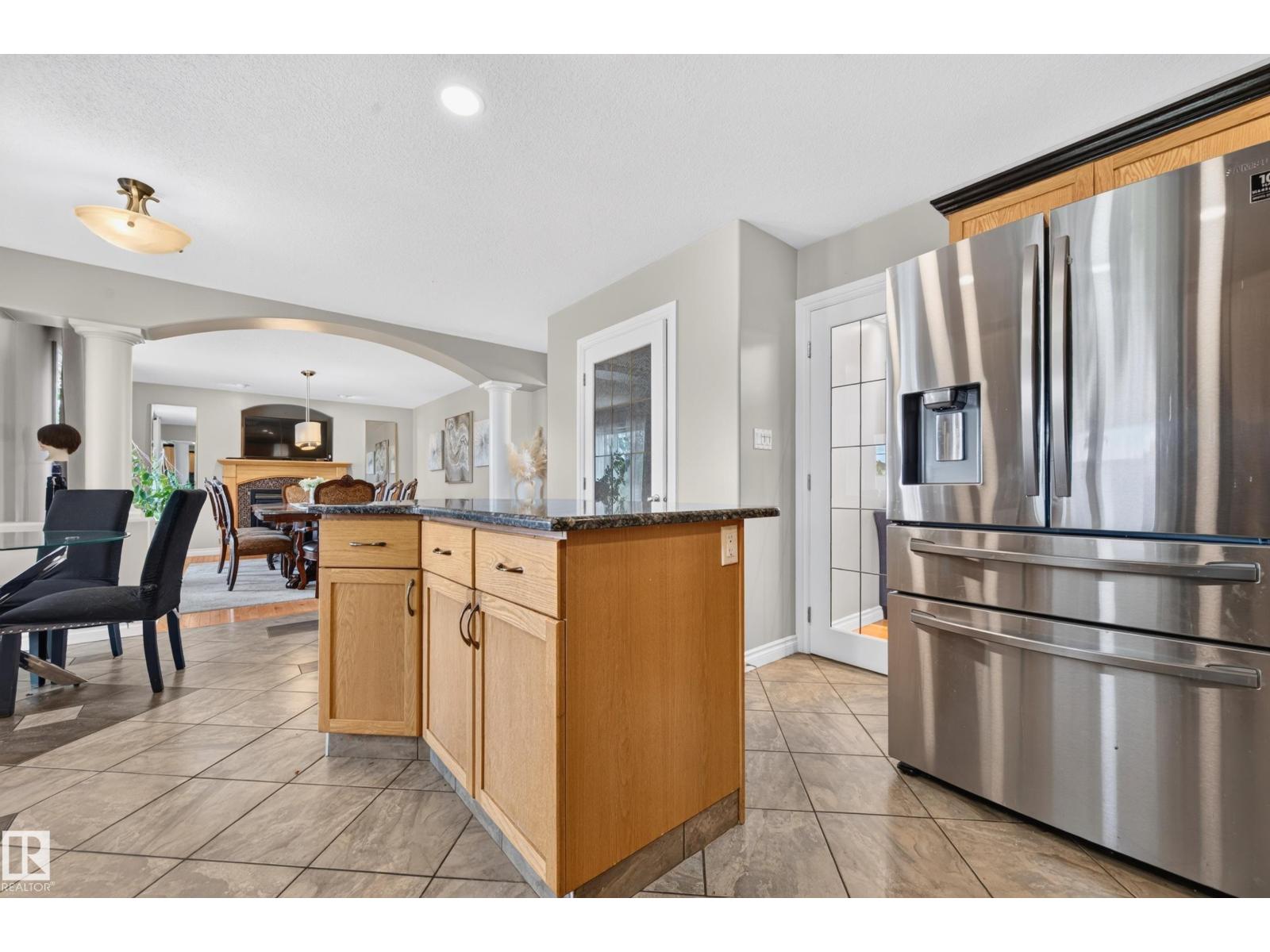 325 CUTTS CO NW — photo 9