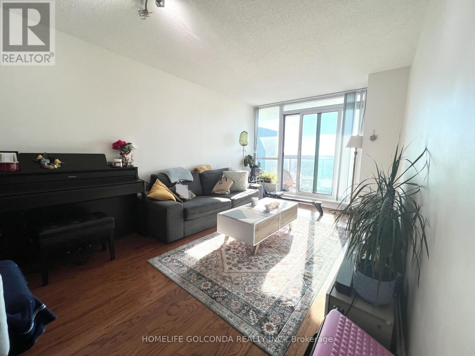 #1602 4879 KIMBERMOUNT AVENUE - 3
