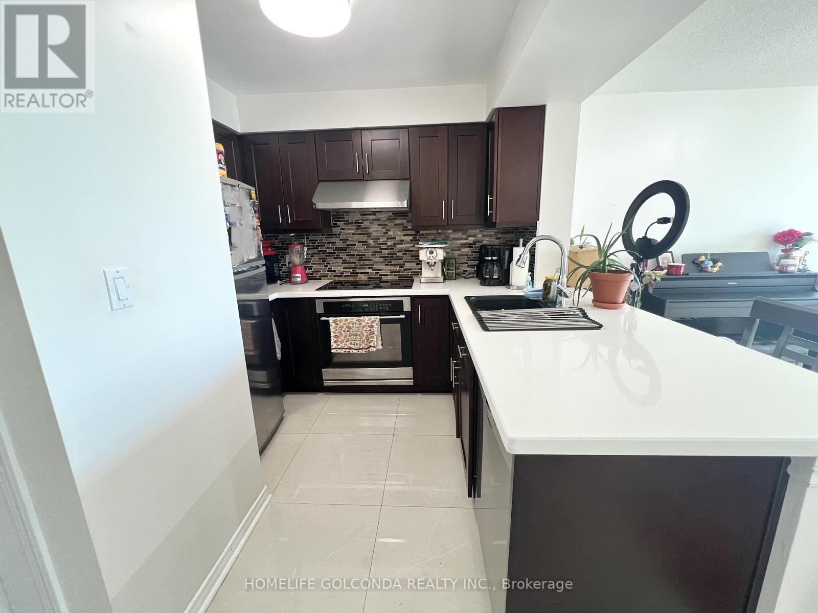 #1602 4879 KIMBERMOUNT AVENUE - 4