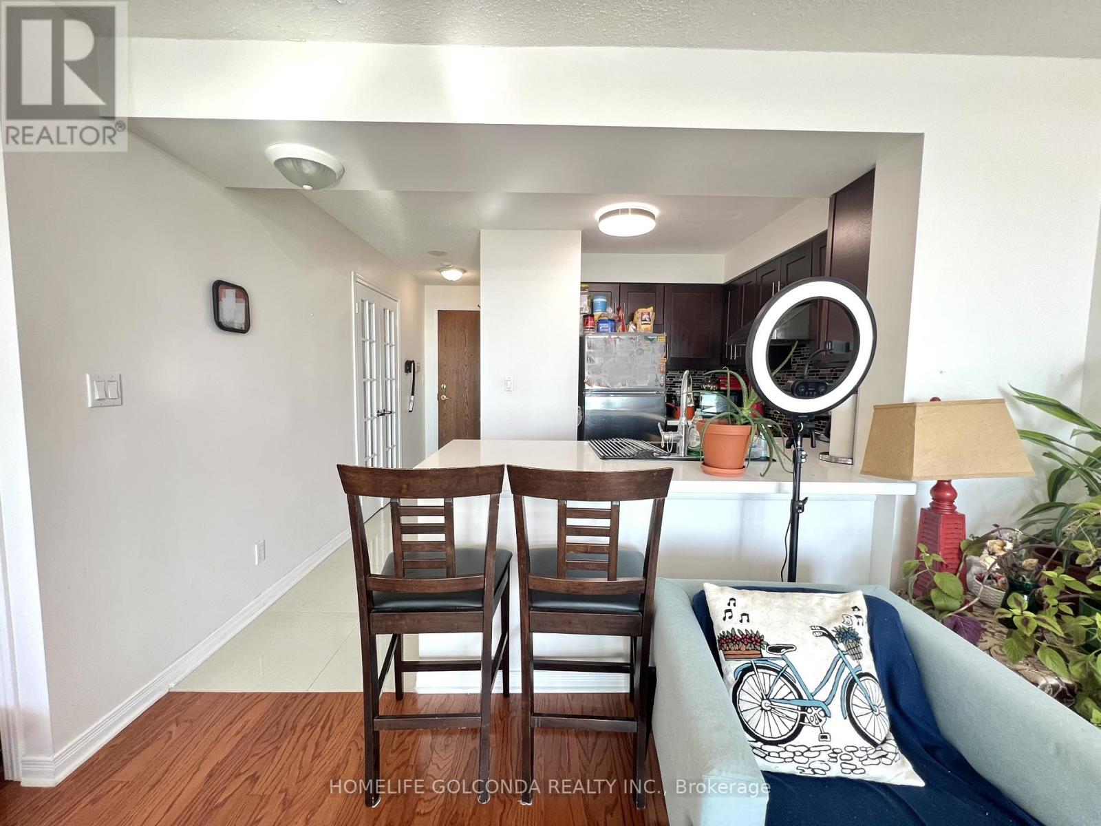 #1602 4879 KIMBERMOUNT AVENUE - 5