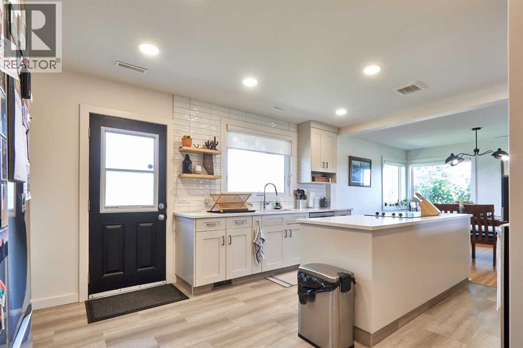 640 Division Avenue NW - 16