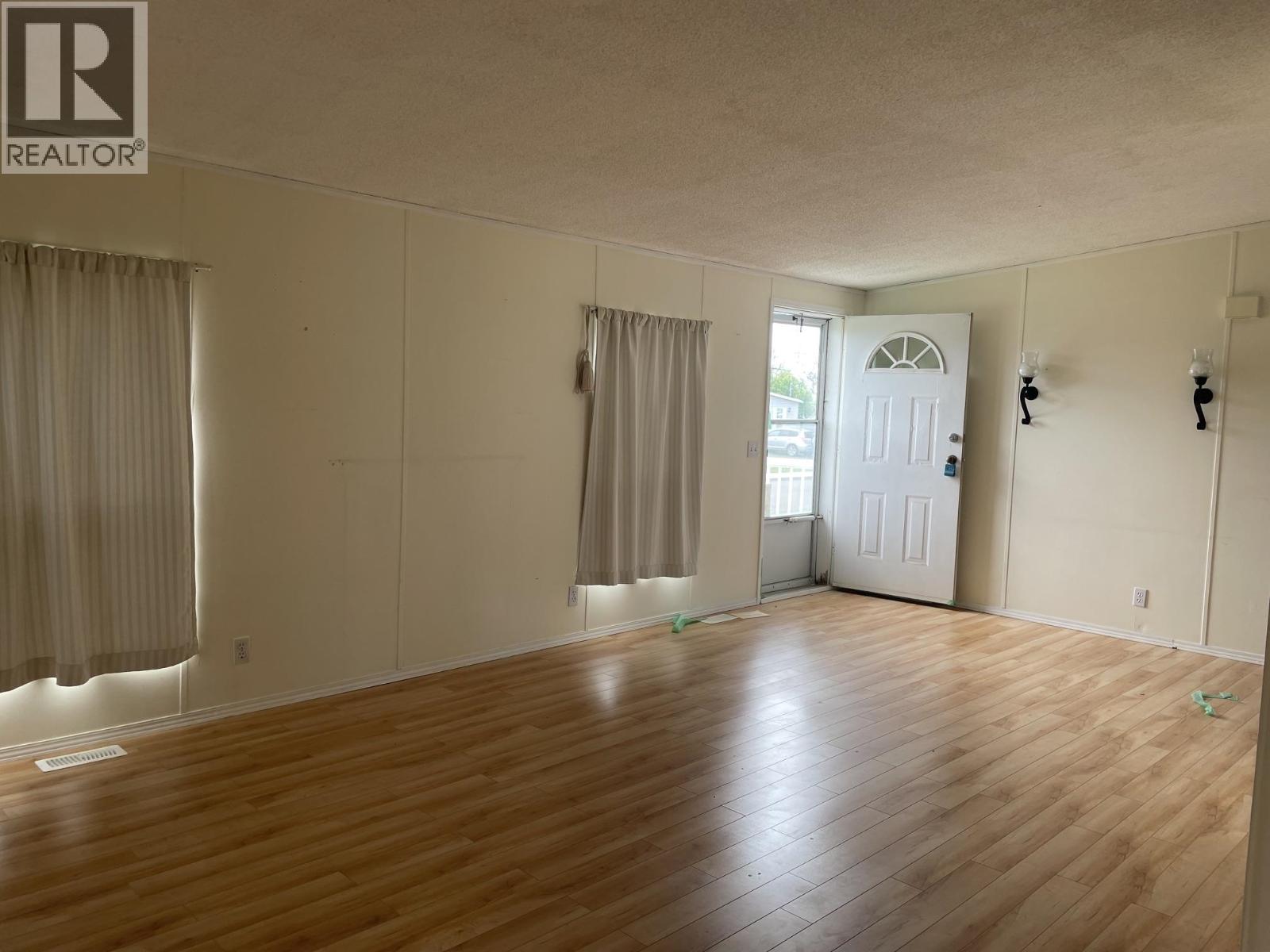 5204 ASPEN CRESCENT - Image 12