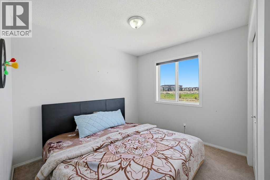 86 Saddlecrest Close NE - 24