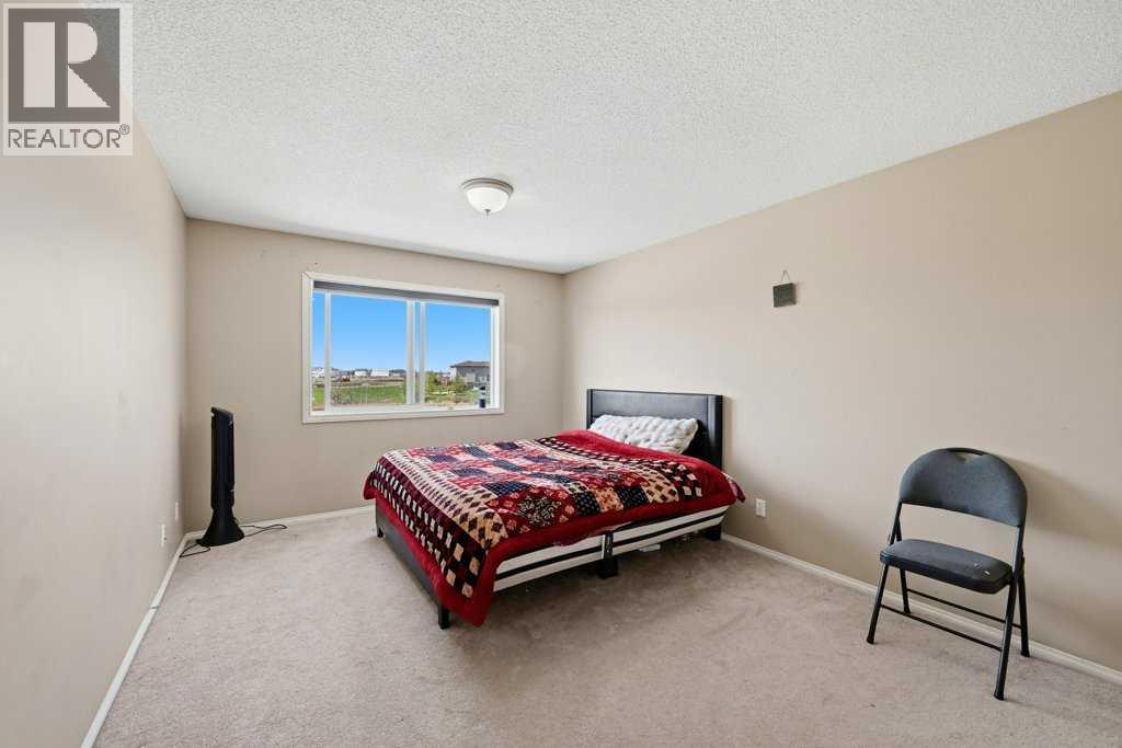 86 Saddlecrest Close NE - 26