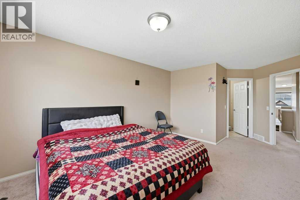 86 Saddlecrest Close NE - 27