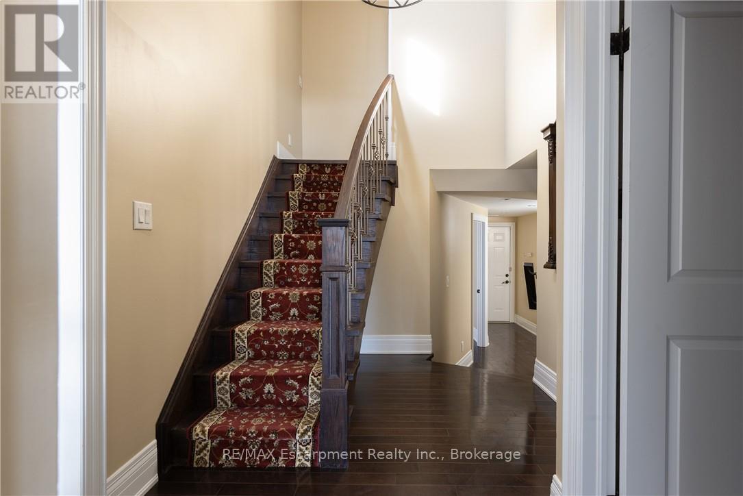 3346 LAKESHORE ROAD W - 21
